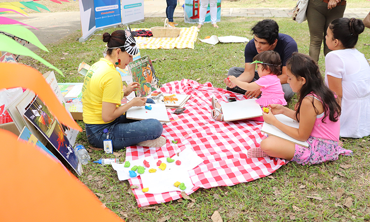 Picnic literario bilingüe