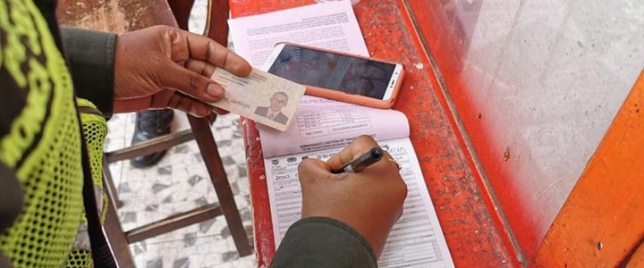Anuncian 60% de descuento en pago de multas covid