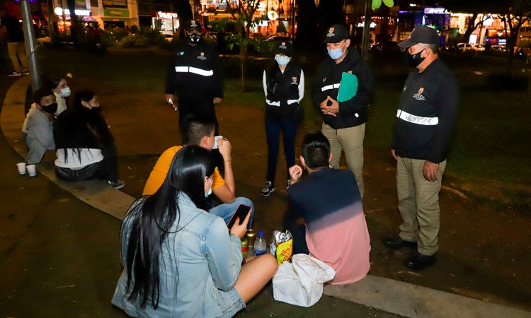 Decretan nuevo pico y cédula ley seca y toque de queda en Cali