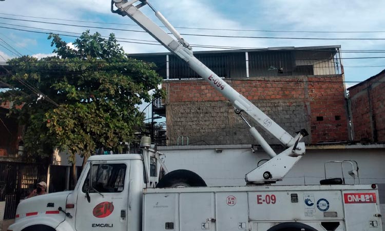 ¿Qué hacer cuando una cometa se enrede en las cuerdas?