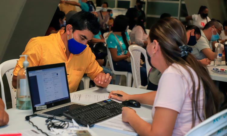 Más de 35 mil vacunas se están dejando de reportar en Cali