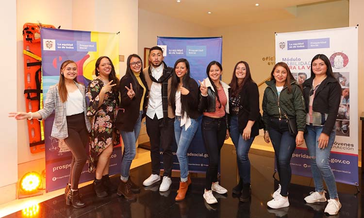 Abren 50.000 cupos nuevos para Jóvenes en Acción