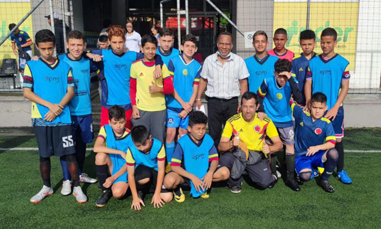 Estrellas del barrio llegó a Cali