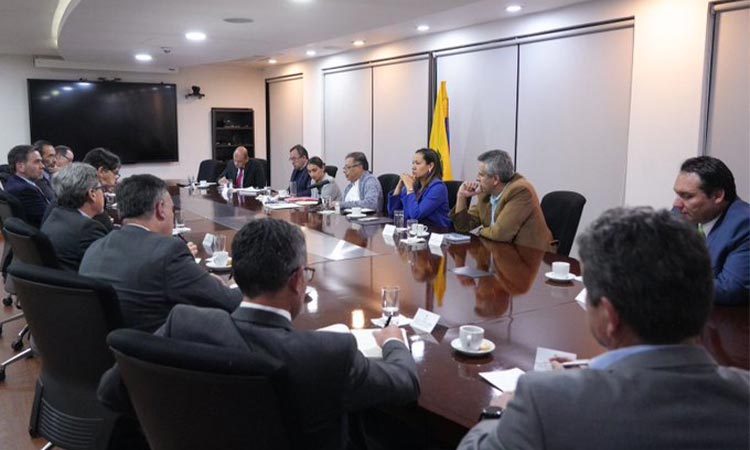 “Gobierno no acabará las EPS”