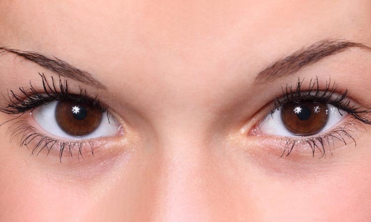¿Cómo prevenir el envejecimiento del contorno de ojos?