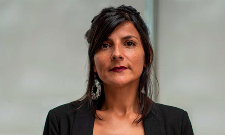 Críticas a gestión de exministra Irene Vélez