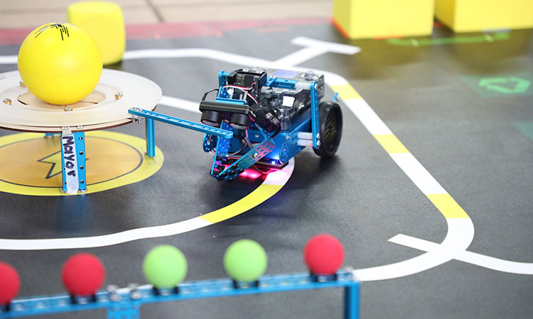 Yumbo primera competencia regional de robótica