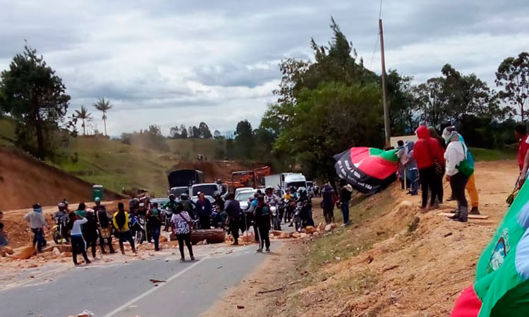 No hay paso al sur de Colombia