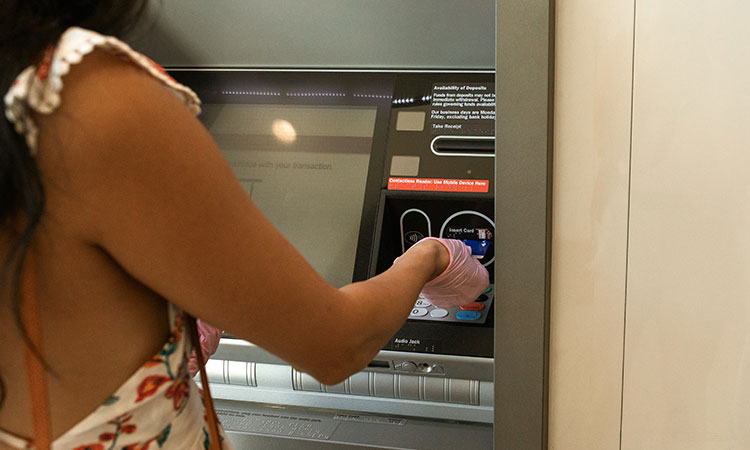 Cuidado con los cajeros automáticos falsos, vea cómo reconocerlos