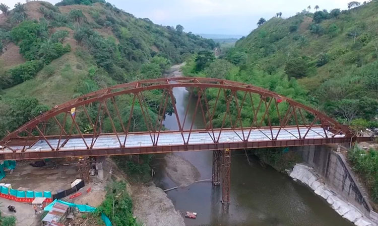 Este jueves se habilita puente de El Alambrado que comunica Valle y Quindío