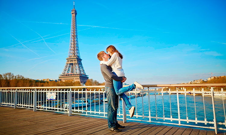 ¿Dónde celebrarás el día internacional del beso?