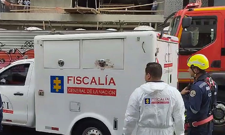 Colapso en obra en construcción deja un obrero sin vida en el centro de Cali