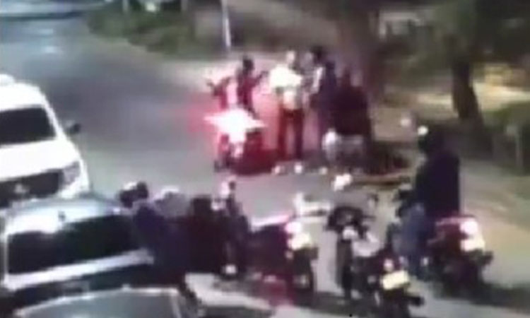 Nuevamente atracó la “manada”, un grupo de moteros que aterroriza a Cali