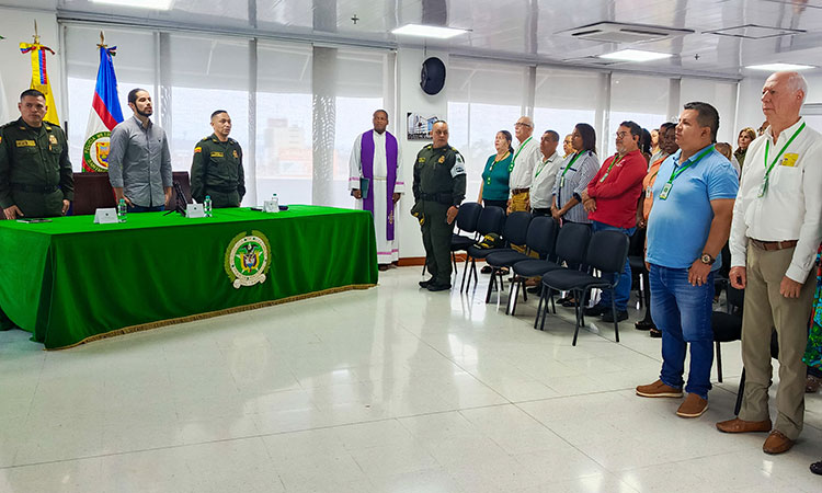 Alcaldía de Cali y Policía Metropolitana reconocen a líderes comunitarios por su aporte a la seguridad