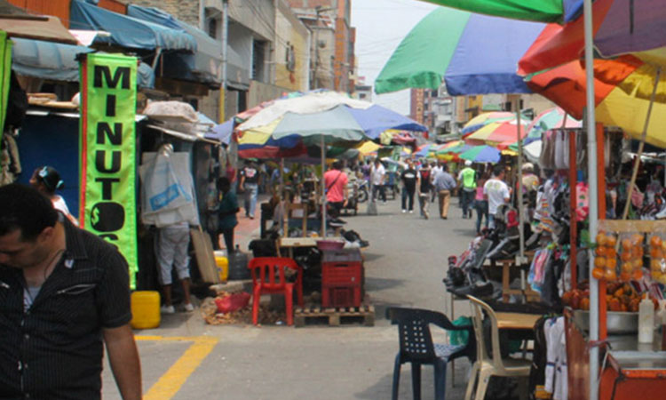 Ventas ambulantes en alumbrado navideño de Cali sólo podrán estar en áreas designadas