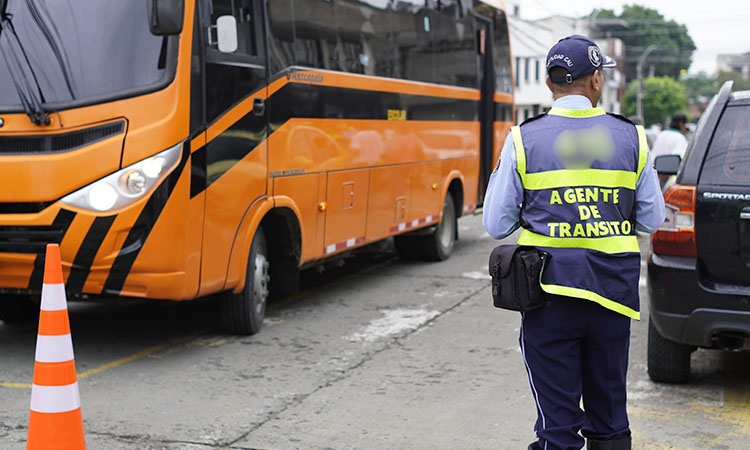 Secretaría de Movilidad de Cali endurece operativos de control al transporte escolar para evitar irregularidades