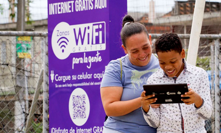 Conectividad gratuita a wifi es insuficiente en Cali: la ciudad tiene pocas zonas frente a otras capitales