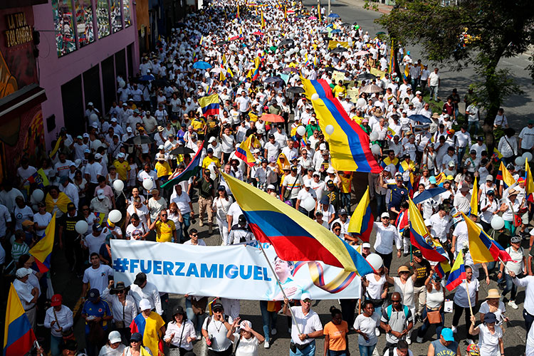 La Marcha del silencio en Cali reunió a miles
