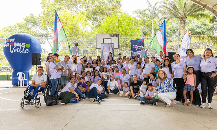 Compromiso Valle fortalece el trabajo comunitario con líderes