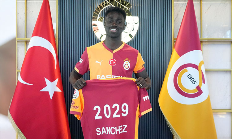 Davinson Sánchez renueva contrato con Galatasaray