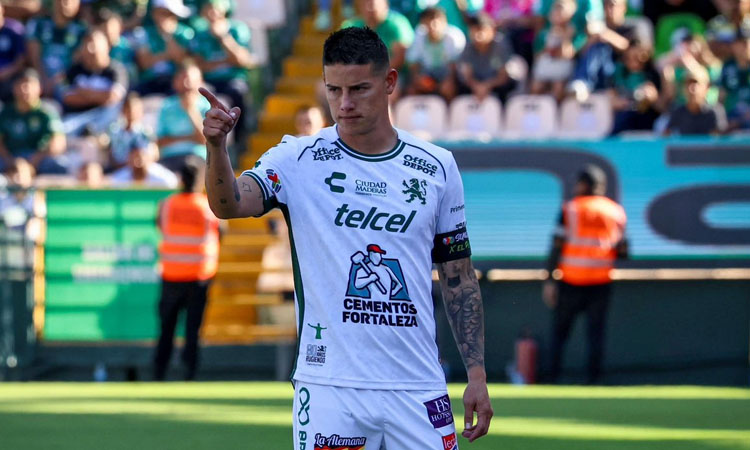 James Rodríguez volvió a los entrenamientos con su equipo