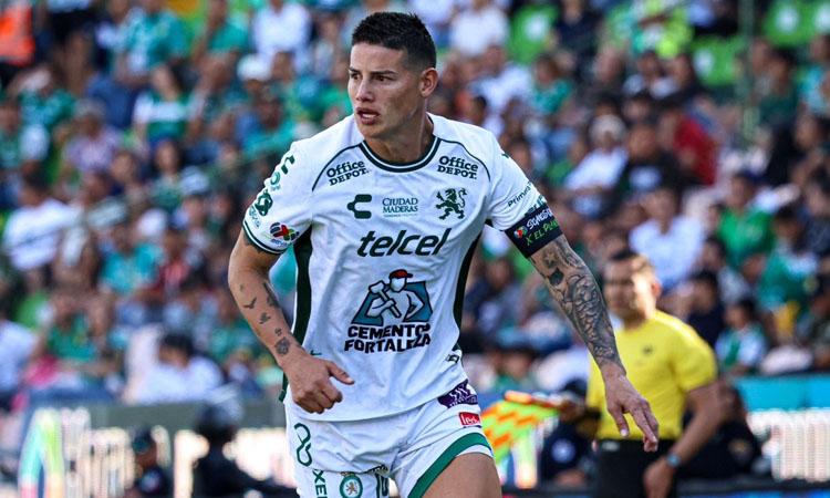 firma de autógrafos de James Rodríguez México