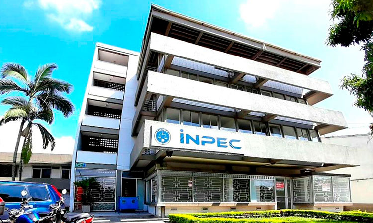 Investigan atentado con granada contra director regional del Inpec en Cali
