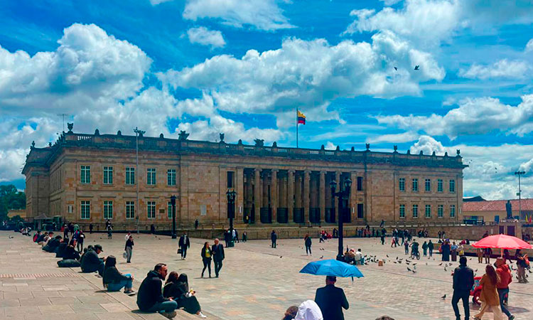 Sigue polémica por monto del presupuesto del 2026