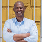 Danis se lanza al Senado por el partido de Roy