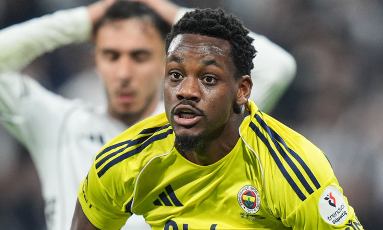 Jhon Durán gol ante Besiktas