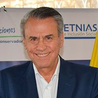 Se inscribió precandidato presidencial del Valle