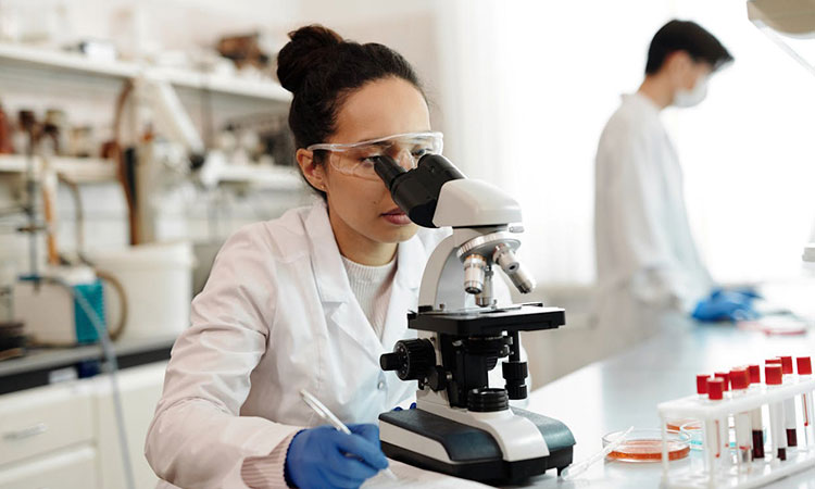 Estudio de ADN revela el parentesco entre 14 trastornos mentales