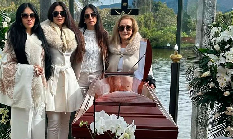 Ola de críticas a Jessica Cediel por publicar fotos del funeral de su padre