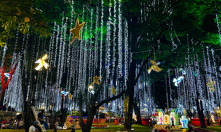Valle enciende tradicional alumbrado