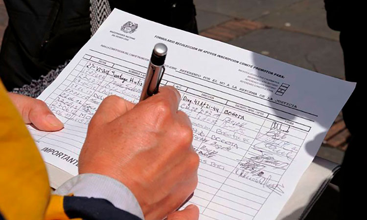 SIC establecio normas de obligatorio cumplimiento para proteger datos personales de la ciudadania