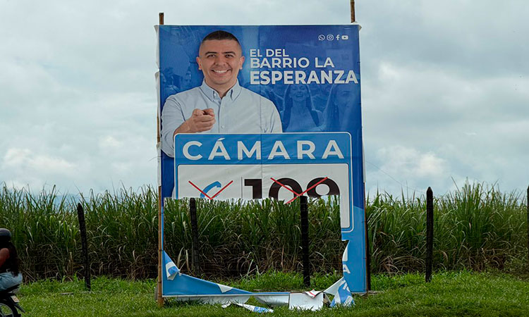 Candidato Cristian Hernández denunció vandalismo contra sus vallas en el Valle