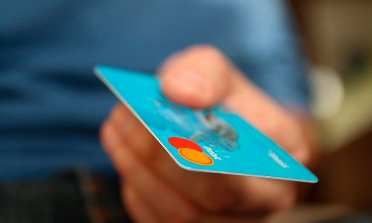 Gobierno eliminaria retención del 1,5 en pagos con tarjeta