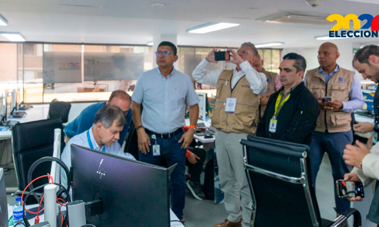 Así se blinda el software electoral que se activará cuando cierren las urnas el 8 de marzo