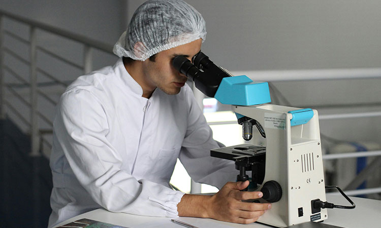 Ensayo clínico en personas diagnosticadas en fases avanzadas en VIH