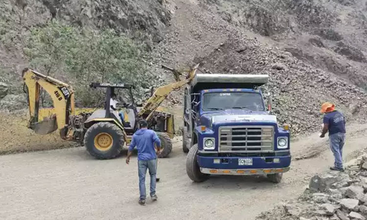 Habilitan paso controlado en la vía Cali– Loboguerrero