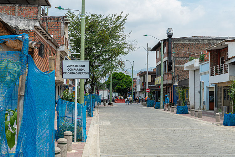 El Barrio Obrero vivió una transformación histórica con el Recorrido Patrimonial del Complejo Musical – Dancístico de la Salsa en Santiago de Cali