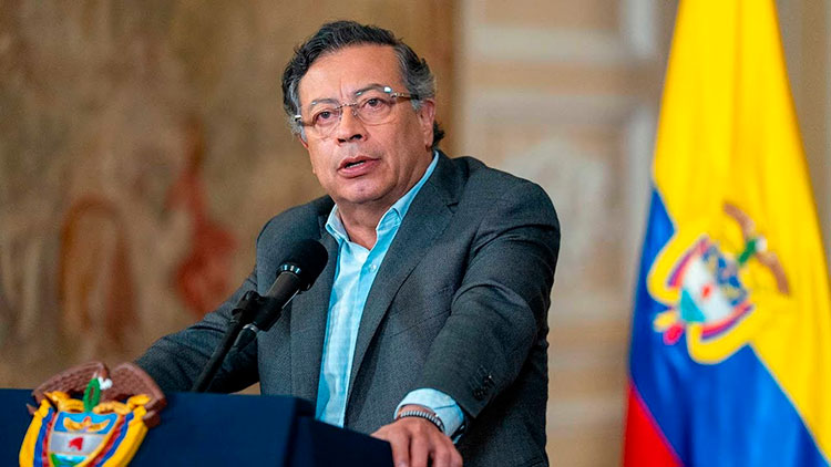 Fiscal frena suspensión automática de capturas a cabecillas del Clan del Golfo, pero Petro insiste