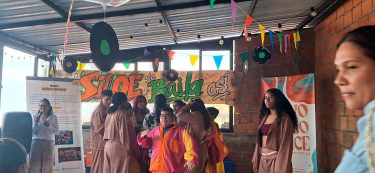 Jissel Tatiana Carbachi: la danza que abre oportunidades en la parte alta de Siloé