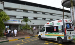Pacientes renales afectados por falta de agua en Buenaventura
