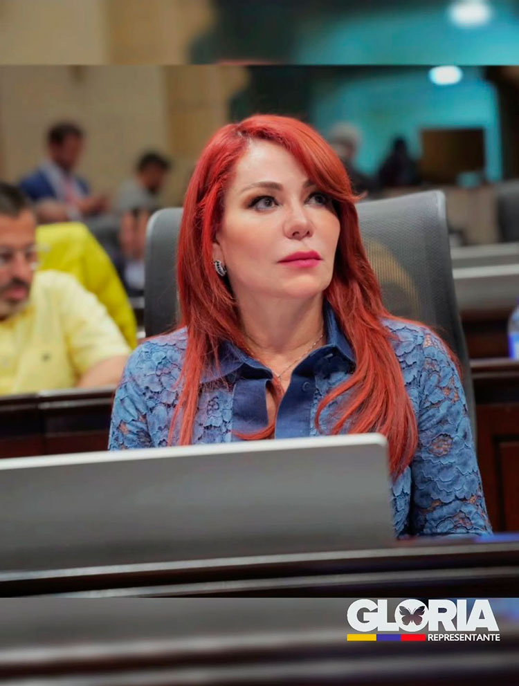 Supuesta suspensión de Petro resultó una farsa, ¿montaje con fines electorales o fuego amigo dentro del Pacto Histórico?