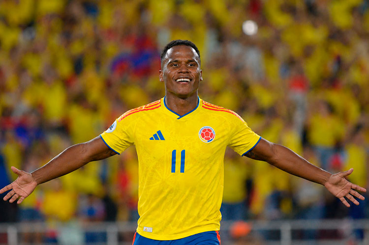 Colombia sufrió, ganó y ya está en octavos