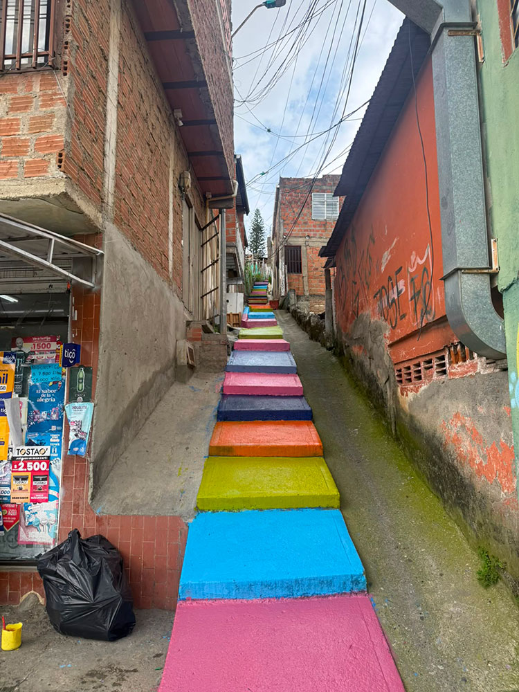 La historia detrás del proyecto que transforma un espacio emblemático de Montebello con arte, comunidad e identidad rural
