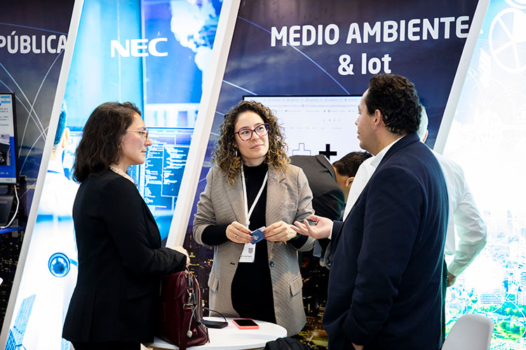 Lanzamiento de Smart City Expo Cali 2026 en el Centro de Eventos Valle del Pacífico.