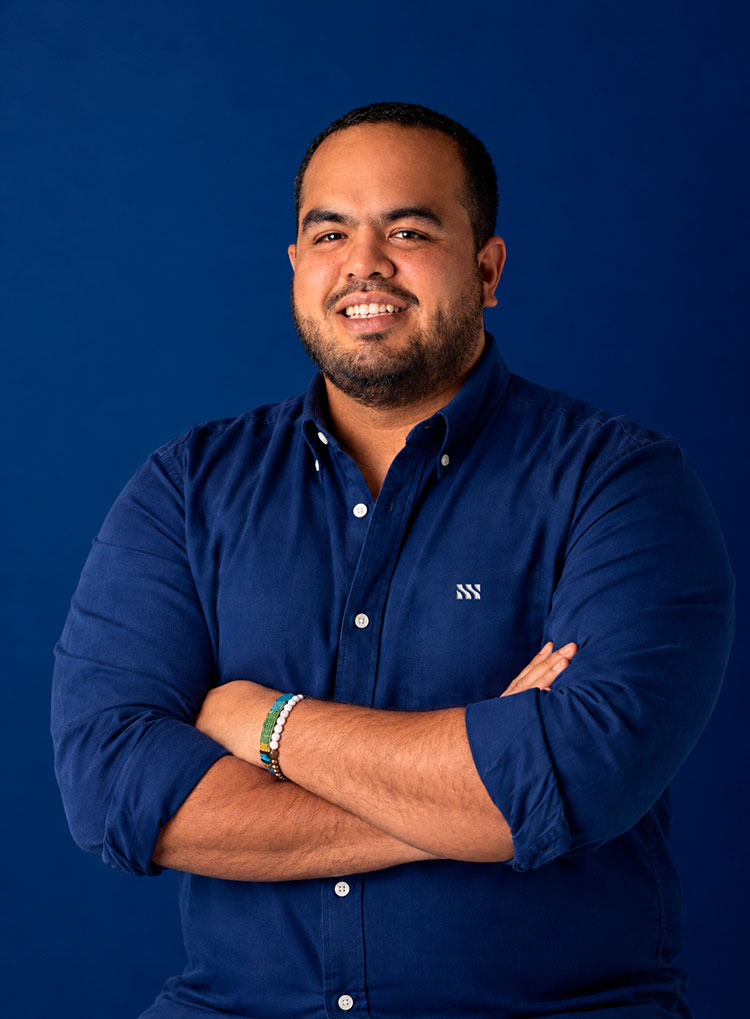 Cero jóvenes en la violencia y 100% graduados: la apuesta de Andrew Tocora desde el oriente de Cali
